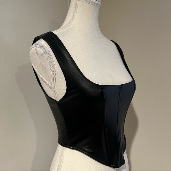 Edit by Nine Black Faux Leather Black Corset - Picture 2 of 3